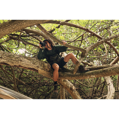 Canon EOS R7 Mirrorless Camera with 18-150mm Lens