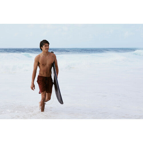 Canon EOS R10 Mirrorless Camera with 18-45mm Lens