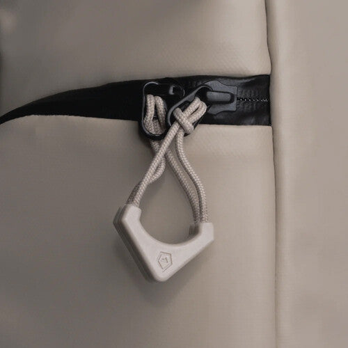 WANDRD WORRYLESS Zipper Puller Yuma Tan