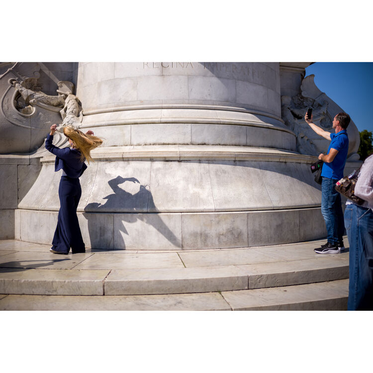 Leica Noctilux-M 35 f/1.2 ASPH. (Black Anodized Finish)