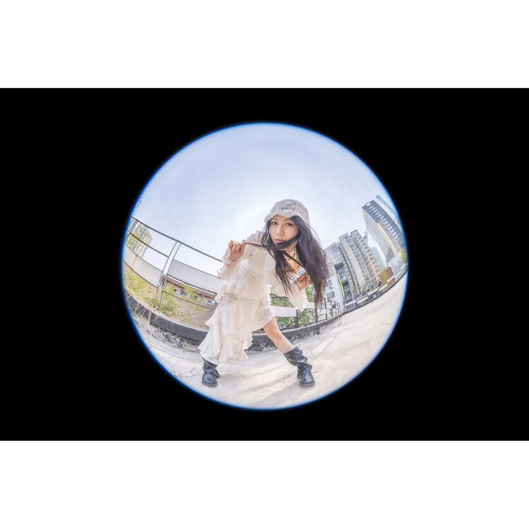 Laowa 4.5-10mm f/2.8 CF Zoom Fisheye Lens