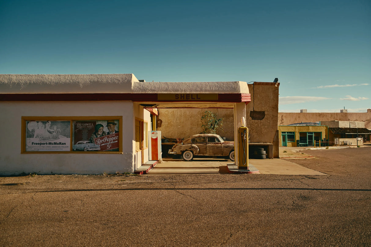 Leica Noctilux-M 35 f/1.2 ASPH. (Black Anodized Finish)