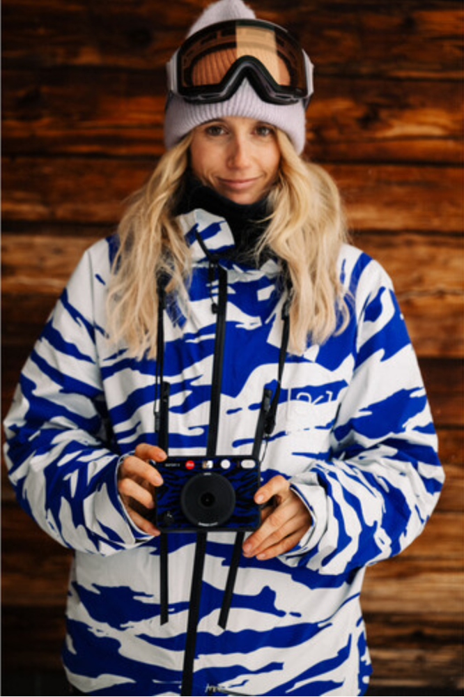 Leica SOFORT 2 Burton Edition Instant Camera (Jake Blue)