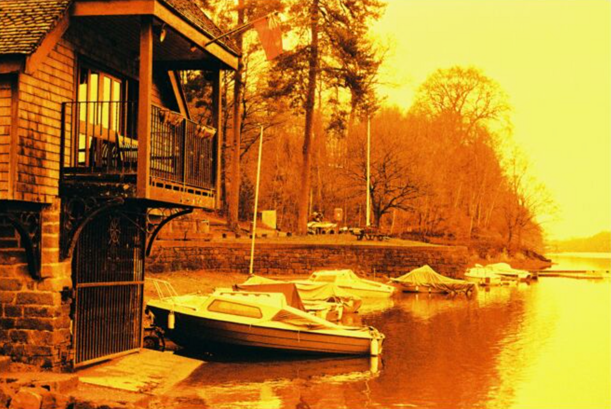 HARMAN RED 125 Redscale Film (35mm Roll Film, 36 Exposures)