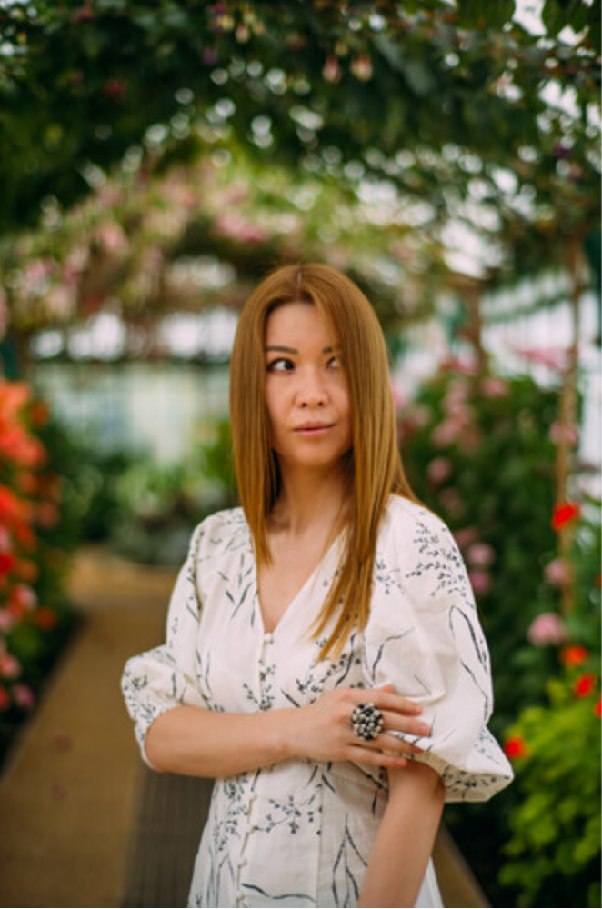 Leica Summilux-M 50 f/1.4, Silver Chrome Finish
