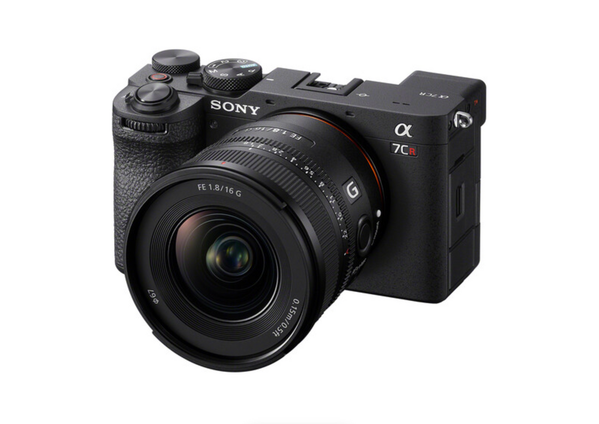 Sony FE 16mm f/1.8 G