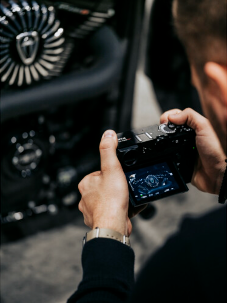 FUJIFILM GFX100RF Mirrorless Digital Camera (Black)