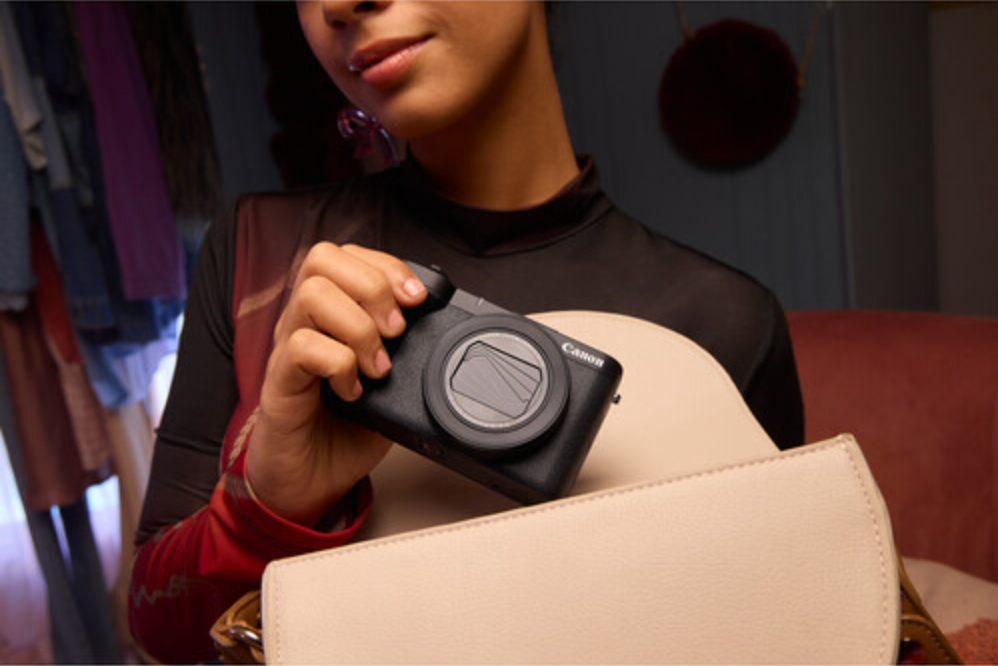 Canon PowerShot V1 Digital Camera