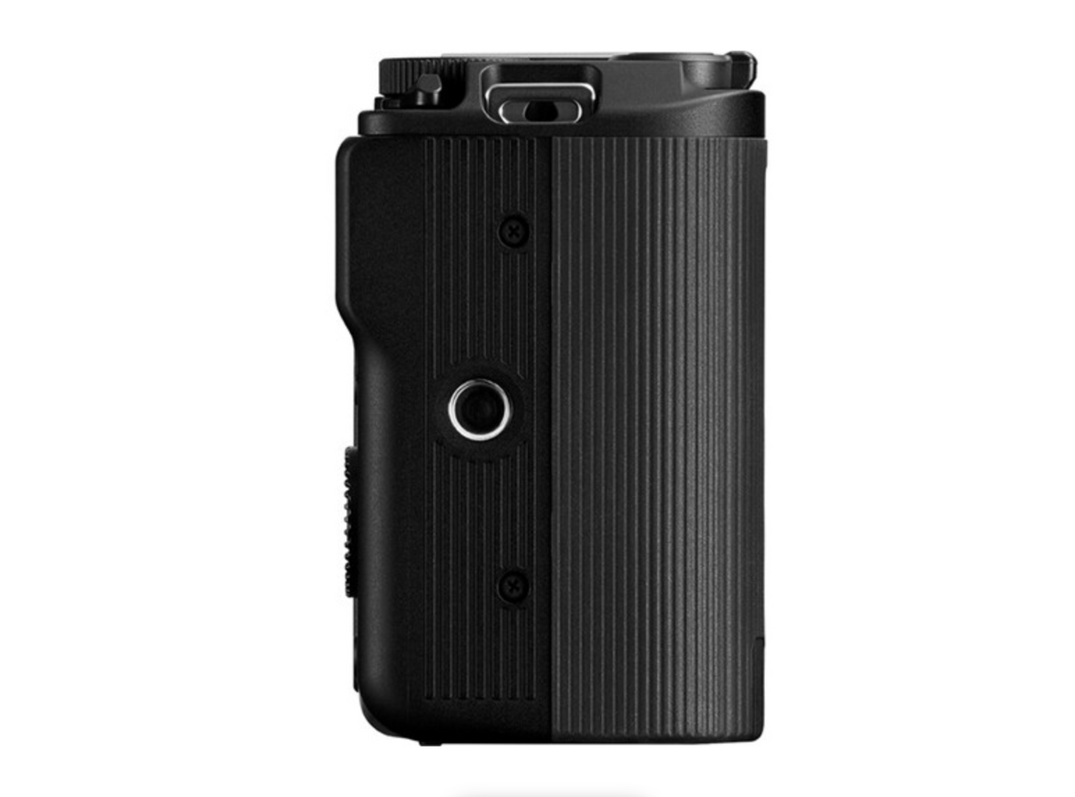 Canon EOS R50 V Mirrorless Camera with 14-30mm f/4-6.3 Lens