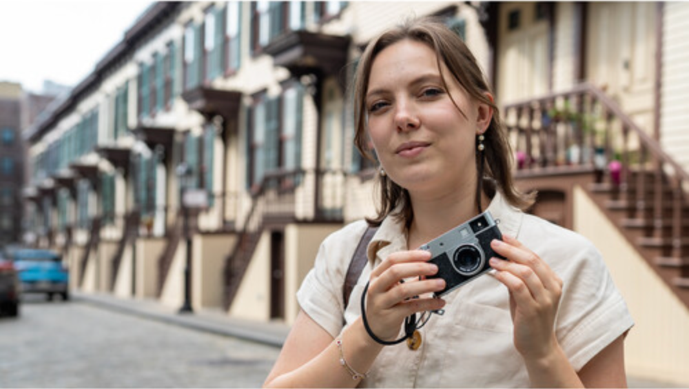 FUJIFILM X half Digital Camera (Black)