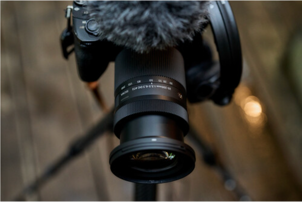 Sigma 20-200mm F3.5-6.3 DG Contemporary Lens for L Mount