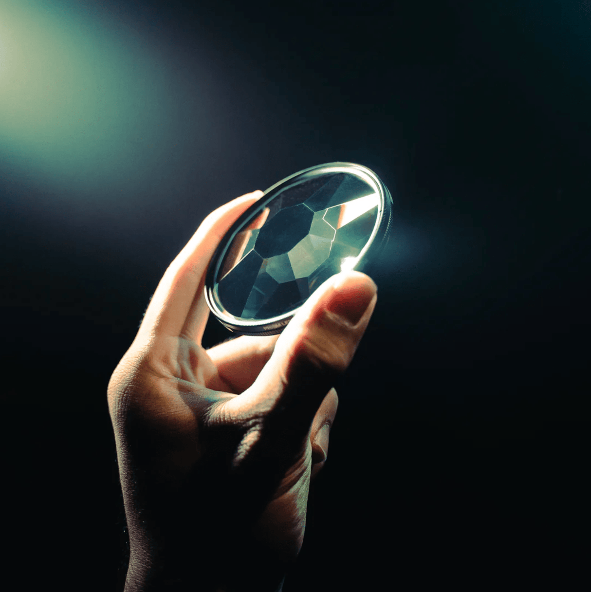 Prism Lens FX Kaleidoscope “Subtle” FX Filter 77mm - Nelson Photo & Video