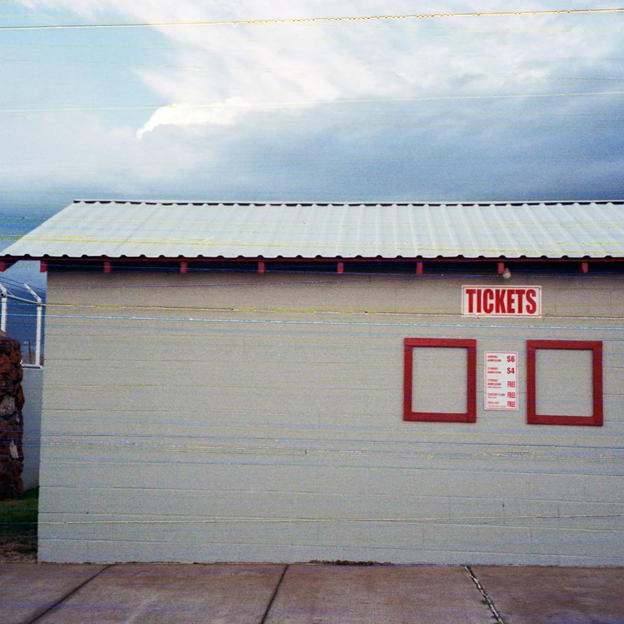 REVOLOG Rasp 200 Color Negative Film (35mm Roll Film, 36 Exposures)