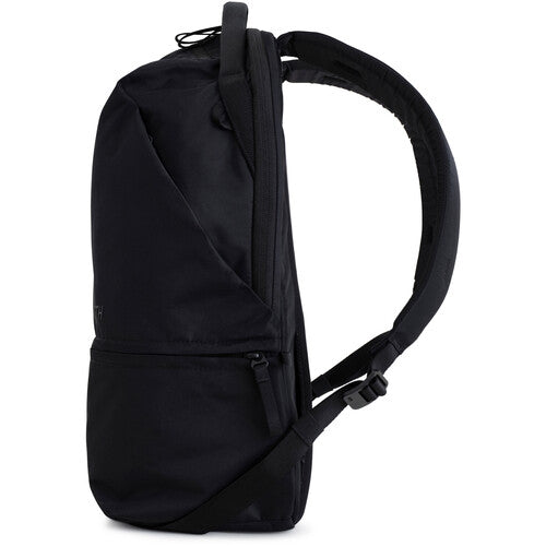 Urth Arkose 20L Backpack + Camera Insert - Black