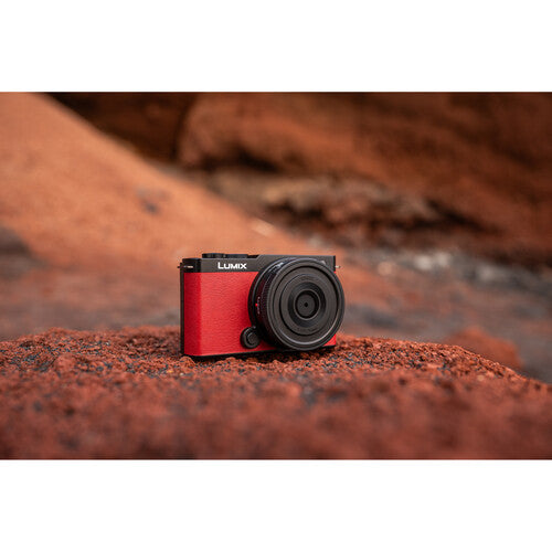 Panasonic Lumix S9 Mirrorless Camera with S 20-60mm f/3.5-5.6 Lens (Crimson Red)