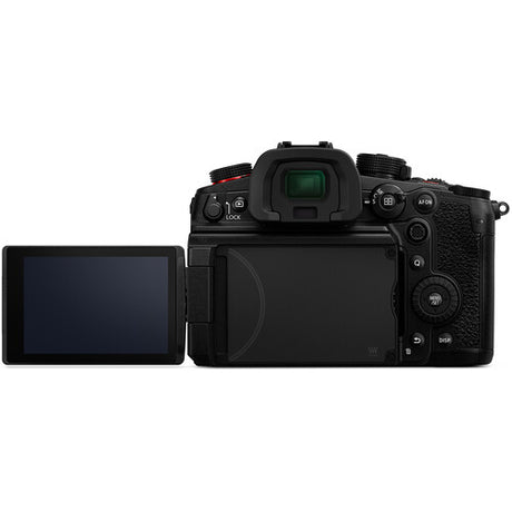 Panasonic LUMIX GH7 Kit with 12-60mm f/2.8-4 Lens