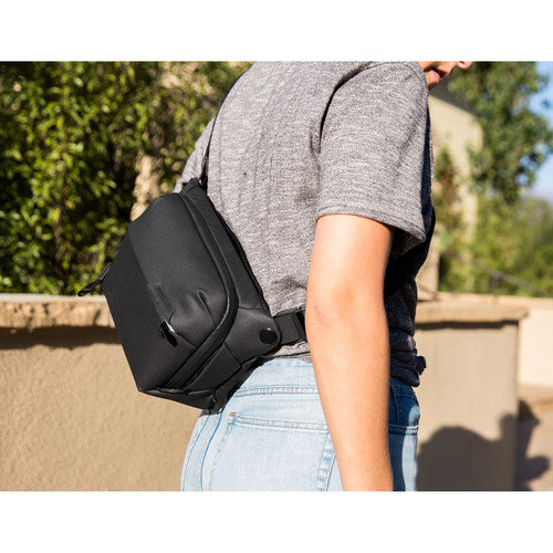 Peak Design Everyday Sling (Black, 3L)