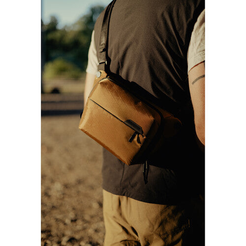 Peak Design Everyday Sling 3L v2 Coyote