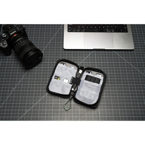 Wandrd Memory Card Case Wasatch Green