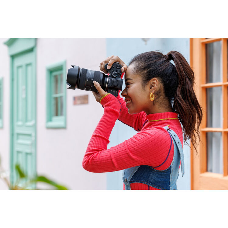 Tamron 35-100mm f/2.8 Di III VXD Lens (Sony E)