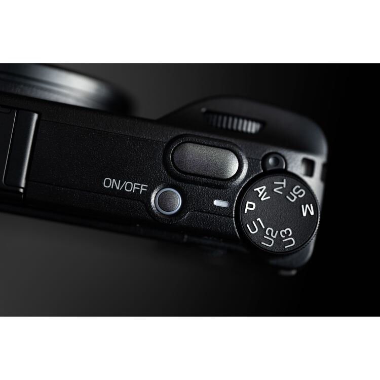 RICOH GR IV 30th Anniversary Edition Kit