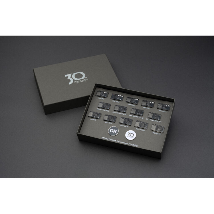 RICOH GR IV 30th Anniversary Edition Kit