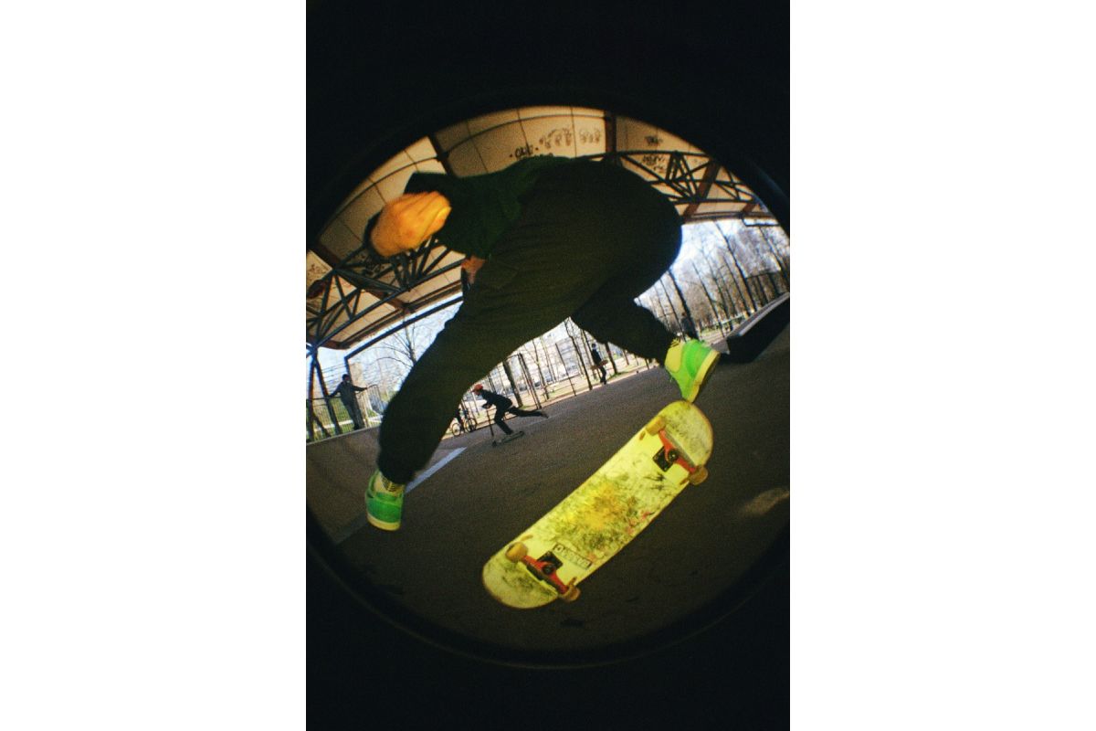 Lomography Fisheye No. 2 Grape Jam 35 mm Camera