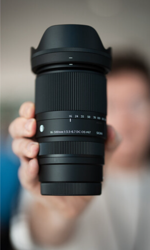 Sigma 16-300mm f/3.5-6.7 DC OS Contemporary Lens (L-Mount)
