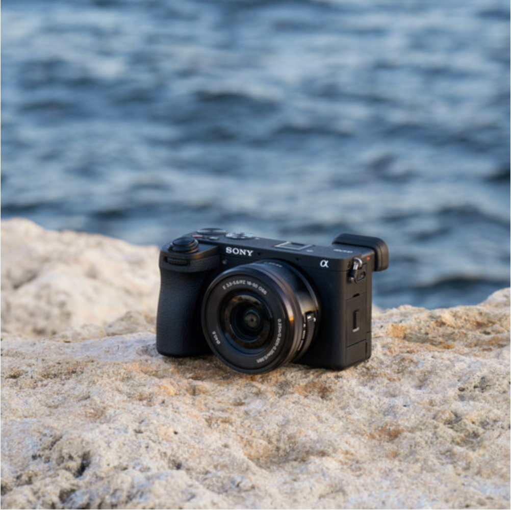 Sony a6700 Mirrorless Camera with 16-50mm f/3.5-5.6 II Lens