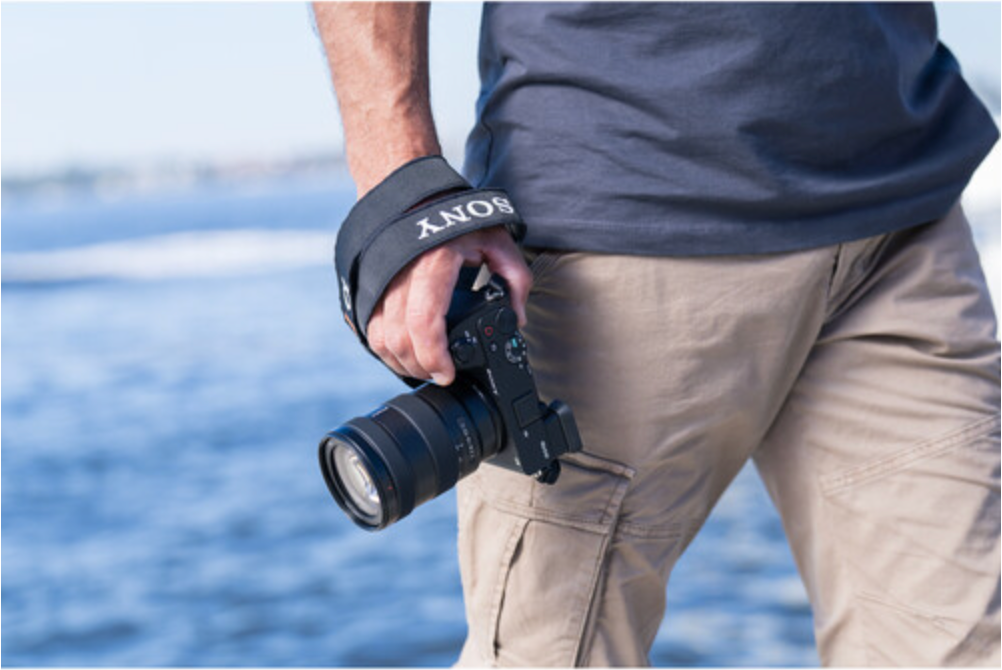 Sony a6700 Mirrorless Camera with 16-50mm f/3.5-5.6 II Lens