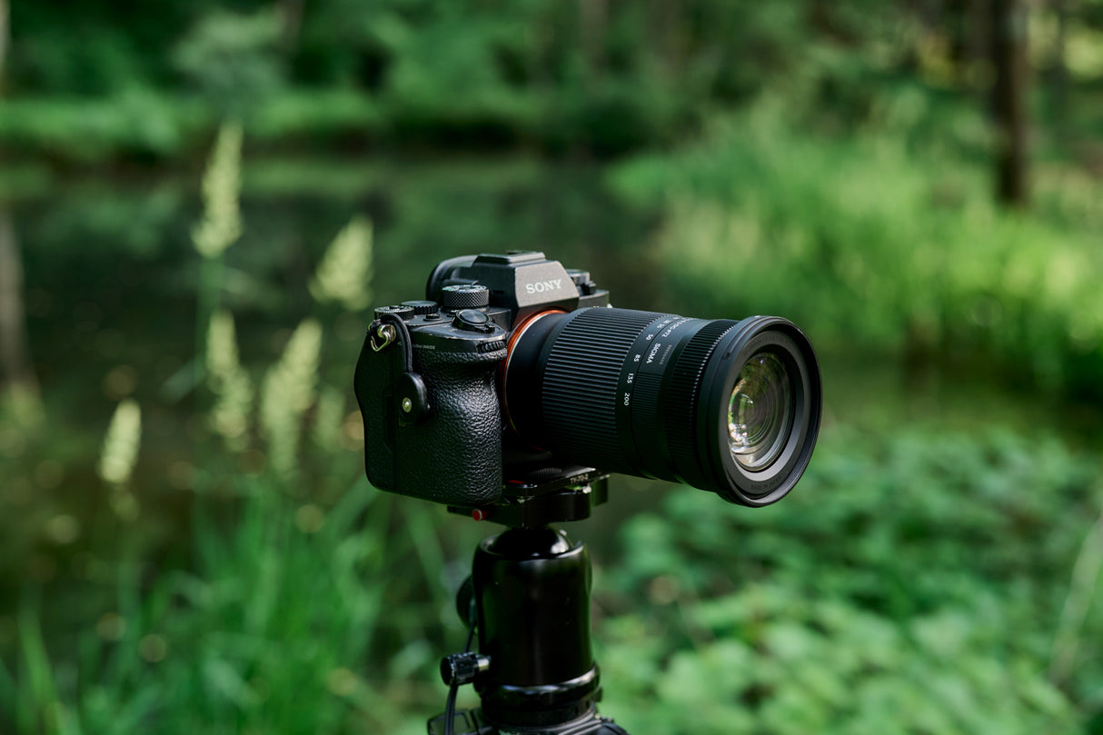 Sigma 20-200mm F3.5-6.3 DG Contemporary Lens for Sony E Mount