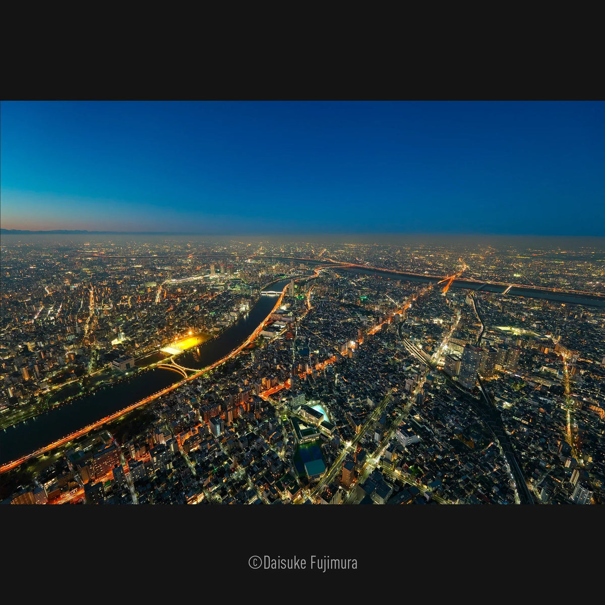 Panasonic LUMIX 14-28mm F4-5.6 Lens